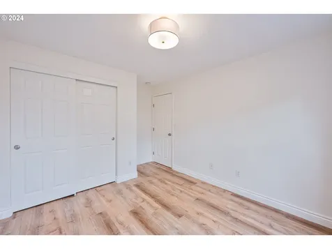 2883 Ne 1st Court Hillsboro OR 97124