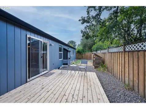 2883 Ne 1st Court Hillsboro OR 97124