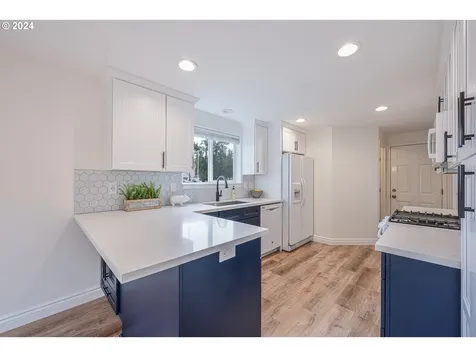 2883 Ne 1st Court Hillsboro OR 97124