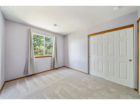 2012 N Emerson Street Portland OR 97217