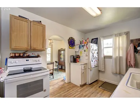 1031 Spirit Lake Highway Castle Rock WA 98611