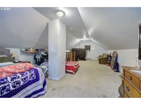 1031 Spirit Lake Highway Castle Rock WA 98611