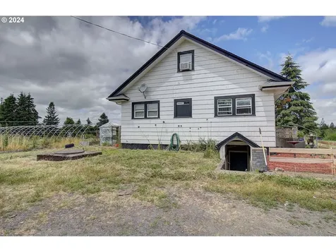 1031 Spirit Lake Highway Castle Rock WA 98611