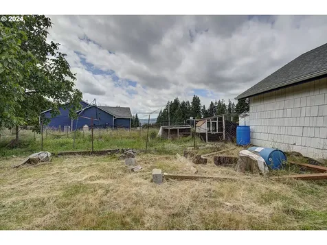 1031 Spirit Lake Highway Castle Rock WA 98611