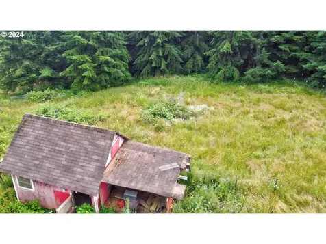 1031 Spirit Lake Highway Castle Rock WA 98611