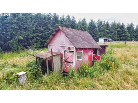 1031 Spirit Lake Highway Castle Rock WA 98611