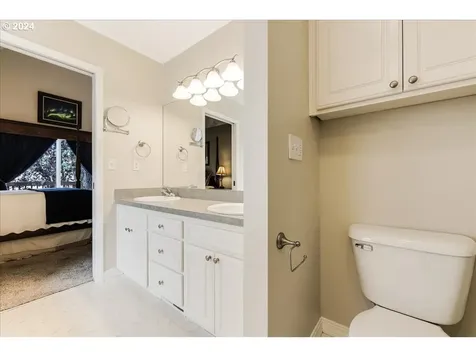 1309 E Oak Knoll Court Newberg OR 97132