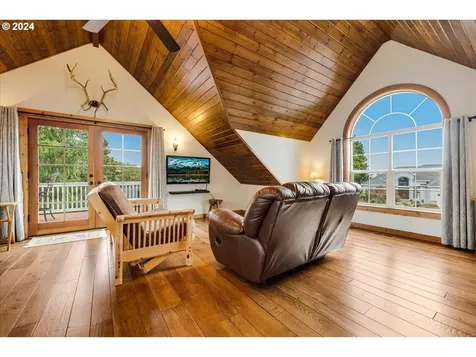 1309 E Oak Knoll Court Newberg OR 97132