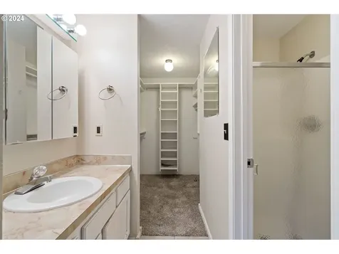 12560 SW Colt Court Beaverton OR 97008