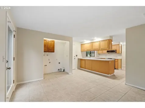 12560 SW Colt Court Beaverton OR 97008