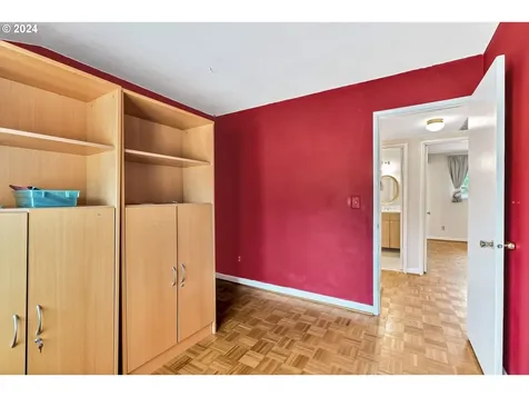18135 NW Tillamook Drive Portland OR 97229