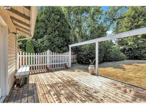 18135 NW Tillamook Drive Portland OR 97229