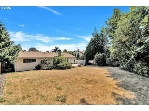18135 NW Tillamook Drive Portland OR 97229