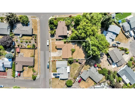 18135 NW Tillamook Drive Portland OR 97229