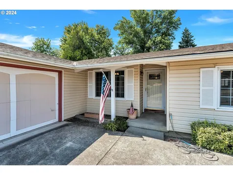 18135 NW Tillamook Drive Portland OR 97229