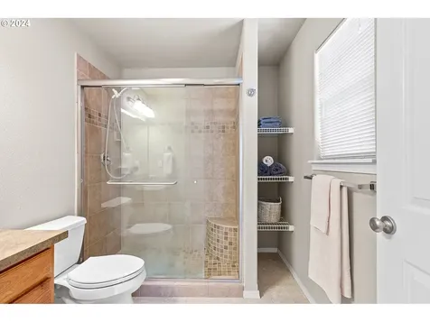 65 Pioneer Way Winchester OR 97495