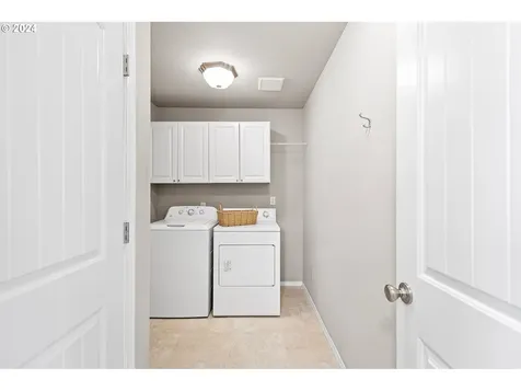 65 Pioneer Way Winchester OR 97495
