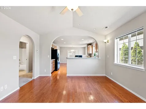 65 Pioneer Way Winchester OR 97495