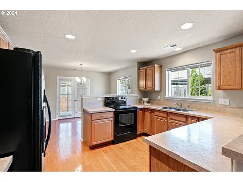 65 Pioneer Way Winchester OR 97495