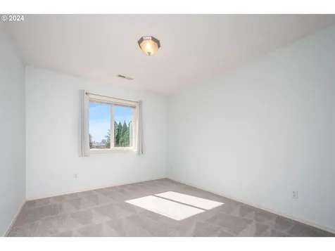 17905 NE 20th Street Vancouver WA 98684