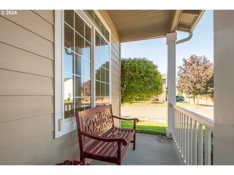 17905 NE 20th Street Vancouver WA 98684
