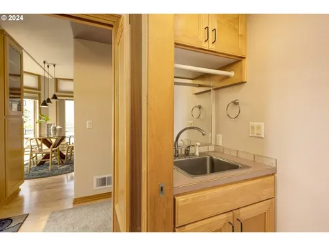 2685 NW Pinehurst Drive Mcminnville OR 97128