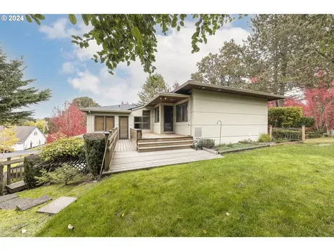 2685 NW Pinehurst Drive Mcminnville OR 97128