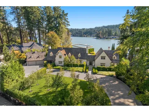 4375 Southshore Boulevard Lake Oswego OR 97035