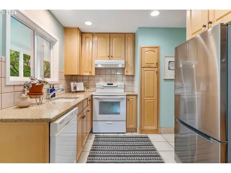 4821 Ne 73rd Avenue Portland OR 97218