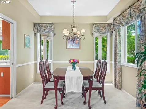 4652 Hastings Place Lake Oswego OR 97035