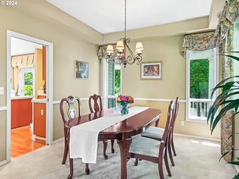 4652 Hastings Place Lake Oswego OR 97035