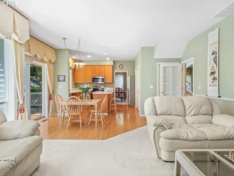 4652 Hastings Place Lake Oswego OR 97035