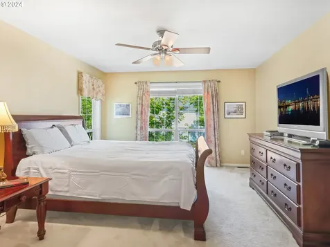 4652 Hastings Place Lake Oswego OR 97035