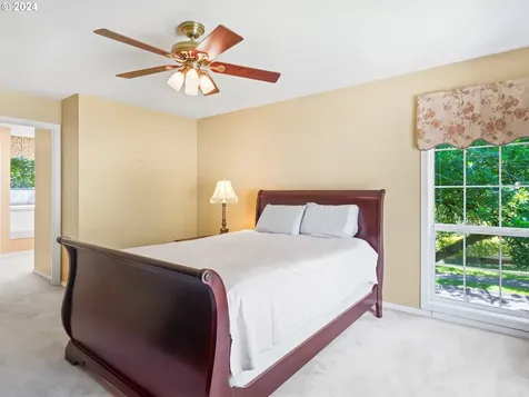 4652 Hastings Place Lake Oswego OR 97035
