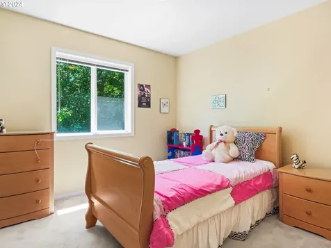 4652 Hastings Place Lake Oswego OR 97035