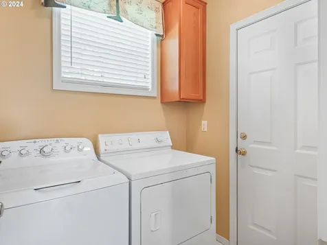 4652 Hastings Place Lake Oswego OR 97035