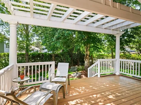 4652 Hastings Place Lake Oswego OR 97035