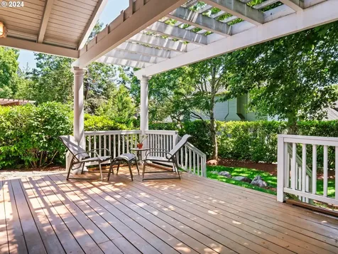 4652 Hastings Place Lake Oswego OR 97035