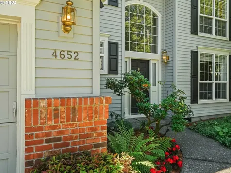 4652 Hastings Place Lake Oswego OR 97035