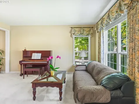 4652 Hastings Place Lake Oswego OR 97035