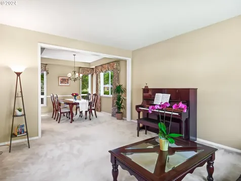 4652 Hastings Place Lake Oswego OR 97035