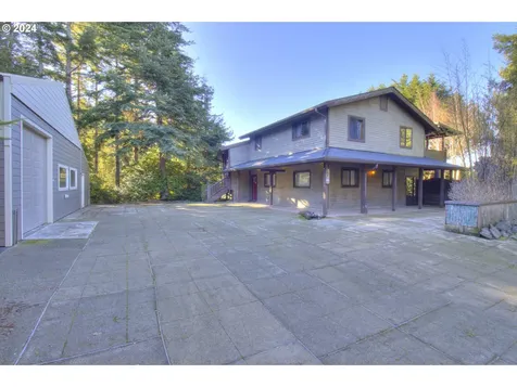 4 Vista Drive Port Orford OR 97465