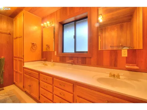 4 Vista Drive Port Orford OR 97465