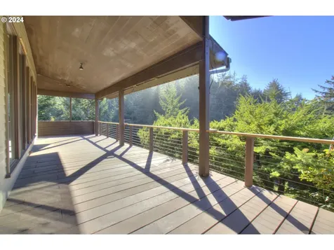 4 Vista Drive Port Orford OR 97465