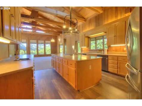 4 Vista Drive Port Orford OR 97465