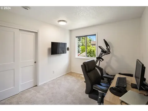 14300 Camden Lane Lake Oswego OR 97035