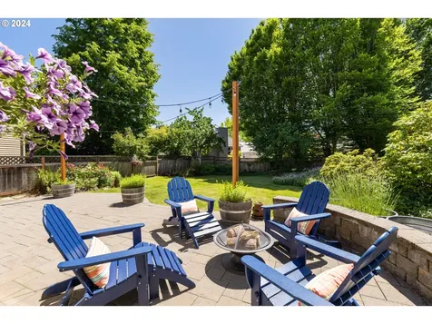 14300 Camden Lane Lake Oswego OR 97035
