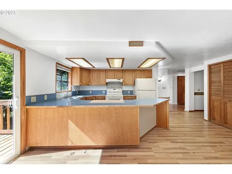 940 Forrester Way Eugene OR 97401