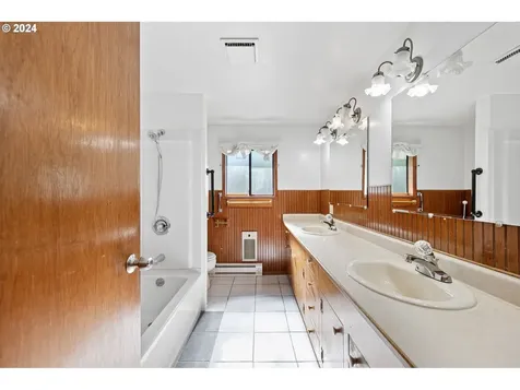 940 Forrester Way Eugene OR 97401
