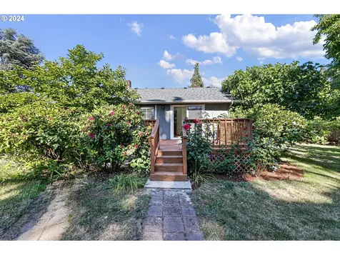 940 Forrester Way Eugene OR 97401